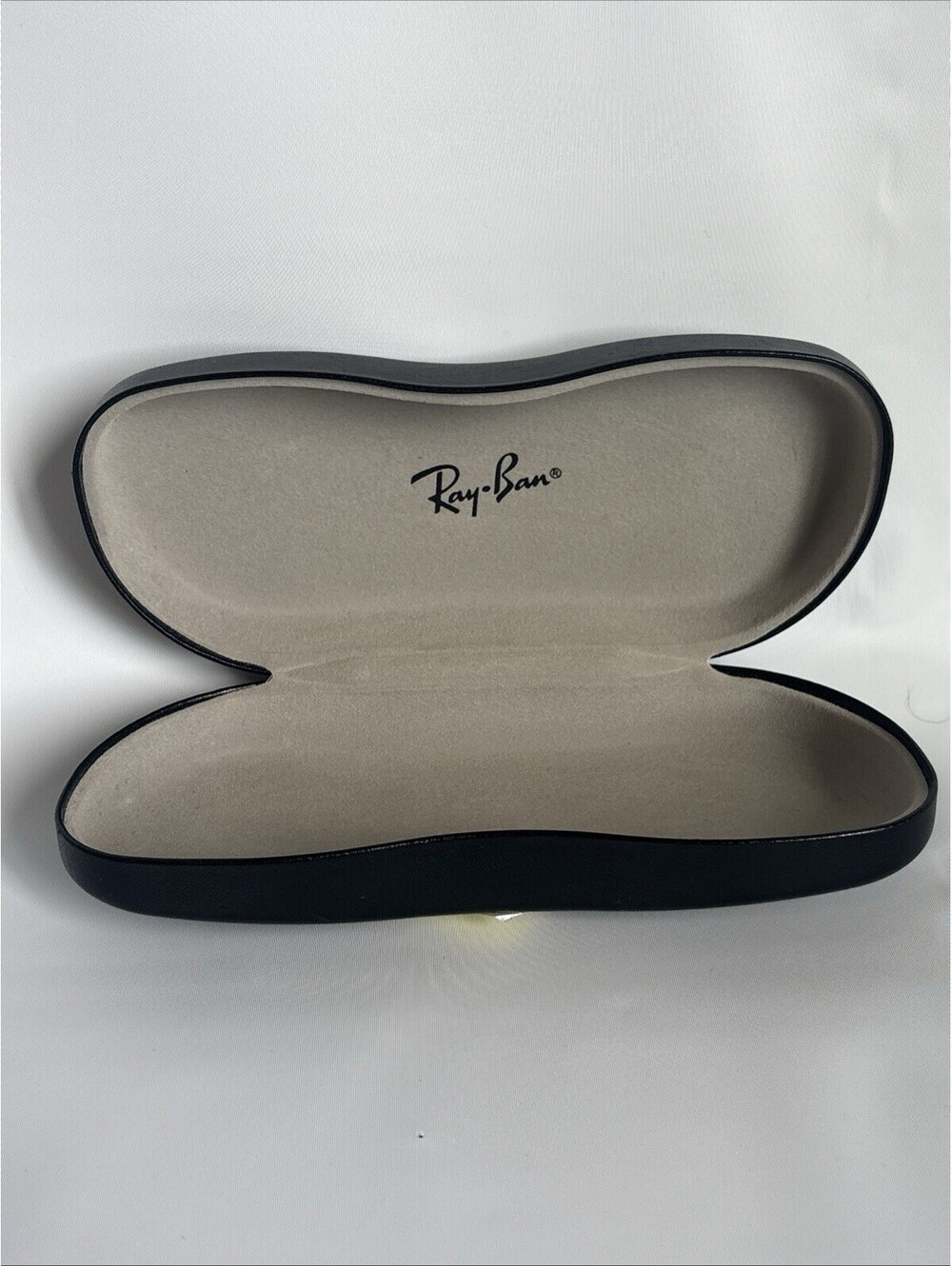 Ray-Ban Black Hard Clam Shell Eyeglass Sunglass Storage Case